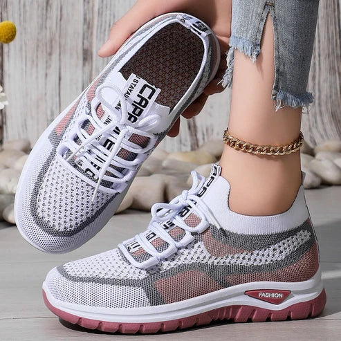 Tênis Feminino Slip-On com Amortecimento em Malha SportEase